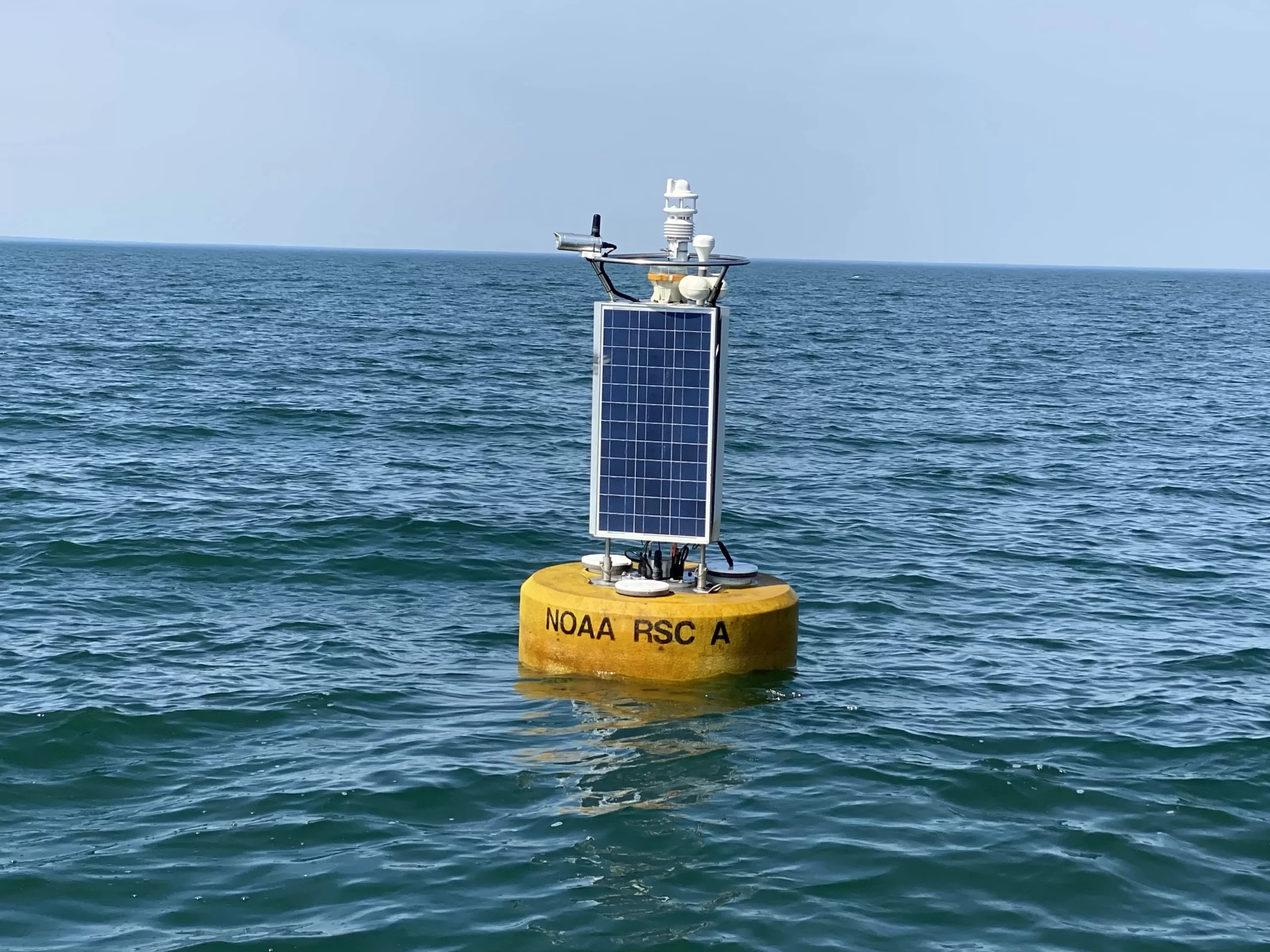 リール Buoy Environmental Monitor | RSC's Buoy Network: Over a Decade